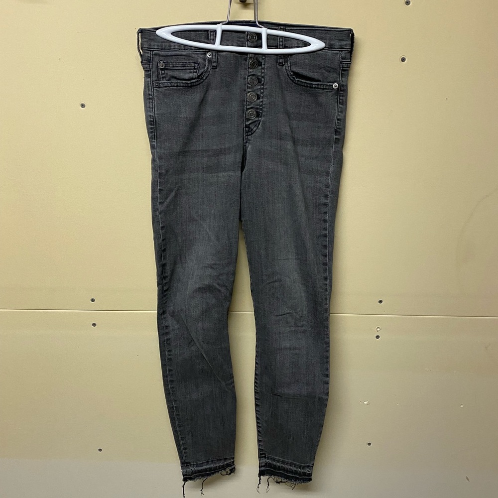 2/$20❤️- JEANS | Women’s denim legging jeans size 27